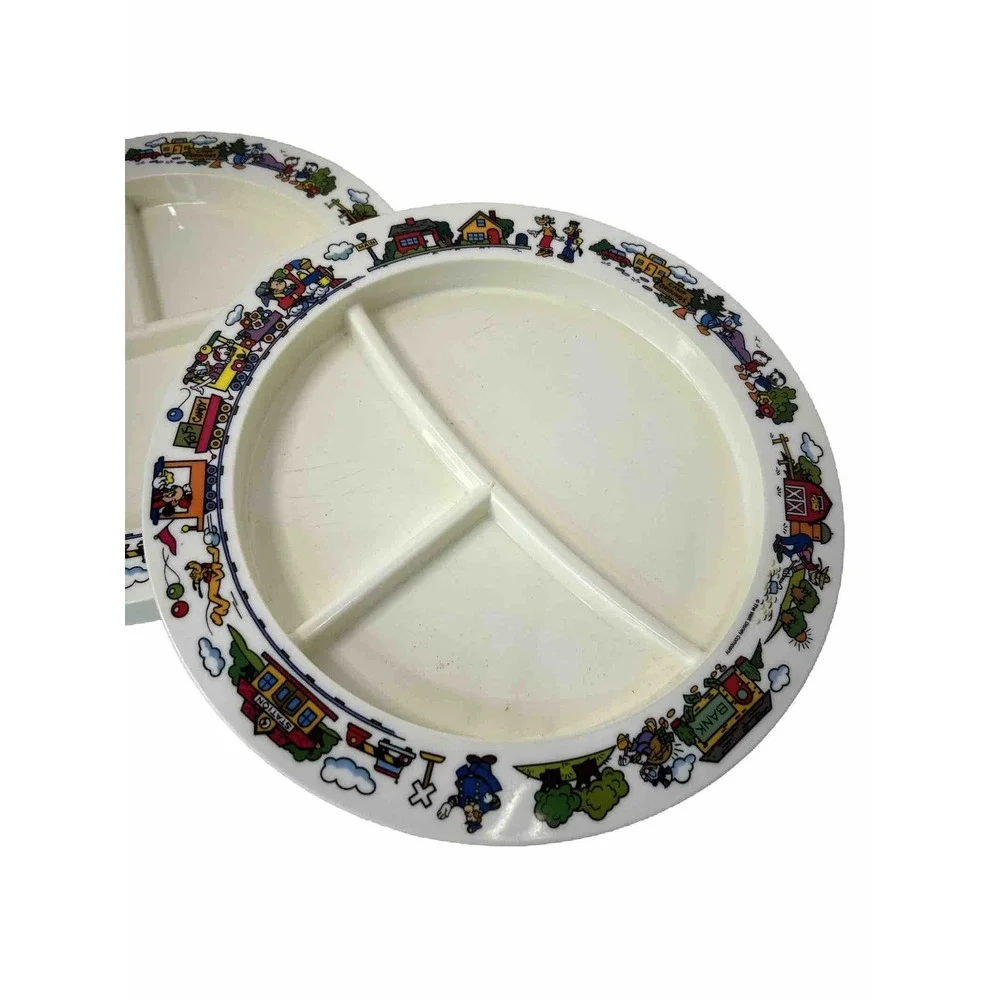 Vintage Superseal Walt Disney Plastic Children's Dinnerwear Kitchen Plate